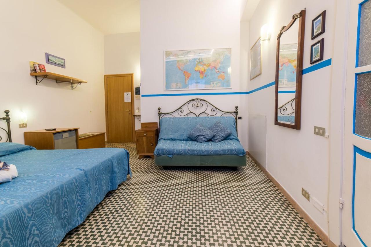 Via Mazzini - Francamaria Rooms Βερνάτσα Εξωτερικό φωτογραφία